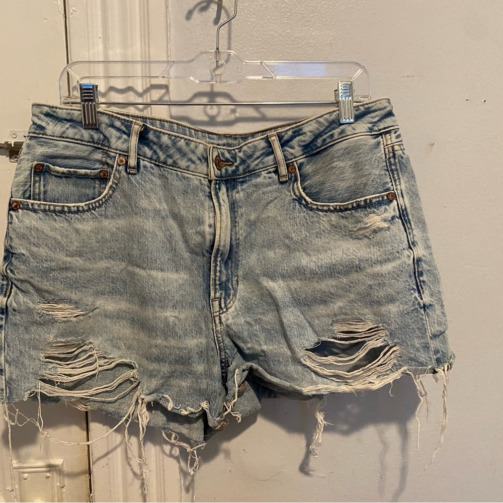 American Eagle Outfitters Light Blue Distressed Denim Cutoff Shorts